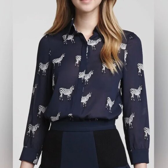 Alice + Olivia Willa Placket Top Navy Blue White Zebra Silk button down Shirt M - Picture 1 of 7